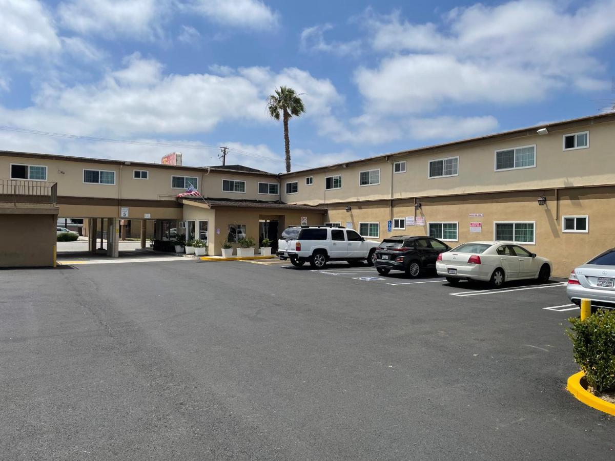 Grand Inn Fullerton Esterno foto